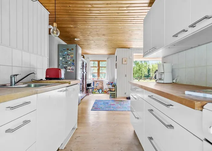 3 Bedroom Lovely In Nykobing Sj Klint