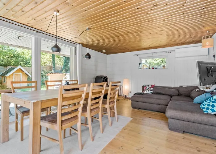 Vakantiehuis 3 Bedroom Lovely In Nykobing Sj *