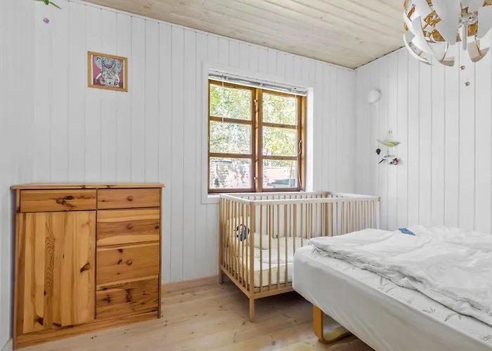 3 Bedroom Lovely In Nykobing Sj Vakantiehuis